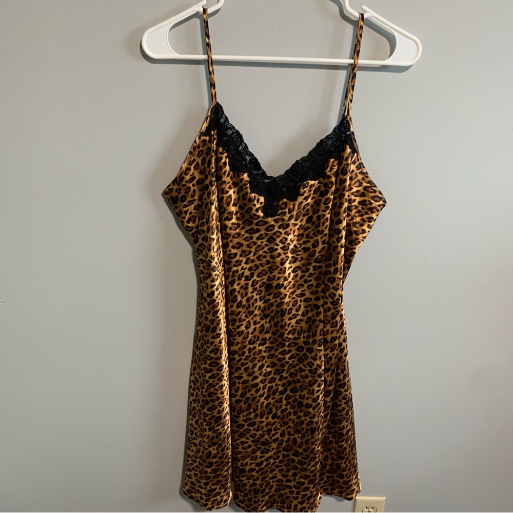 Sophia by Delicates Leopard Print Slip Dress-Lg
